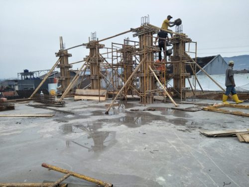 Pekerjaan Kolom Lantai 3